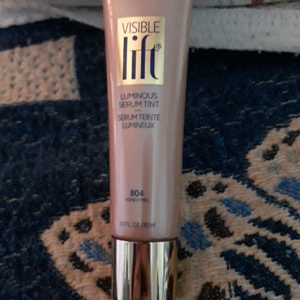 Loreal makeup - Picture 5 of 6